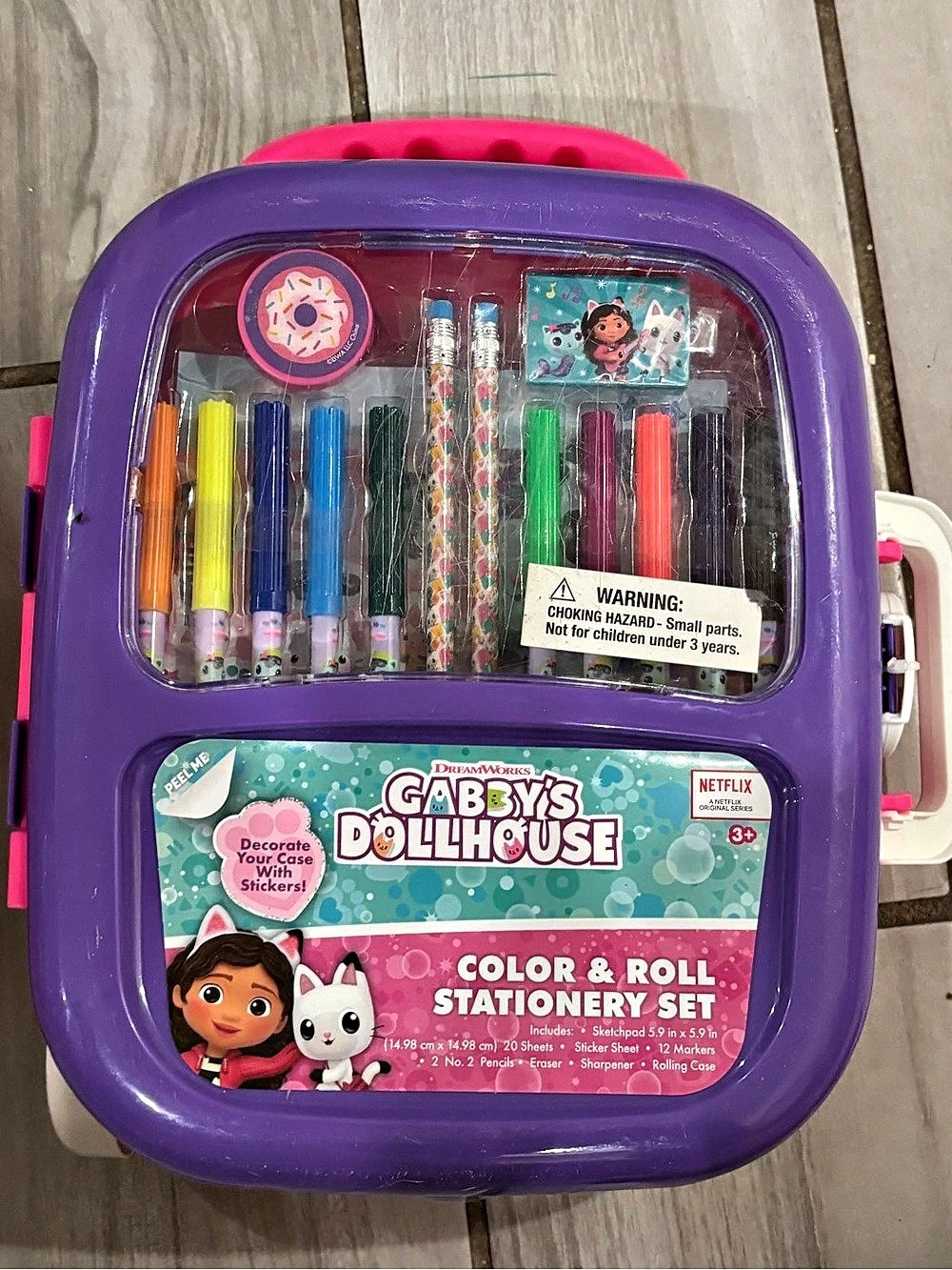 Gabby's Dollhouse Color & Roll Stationery Set